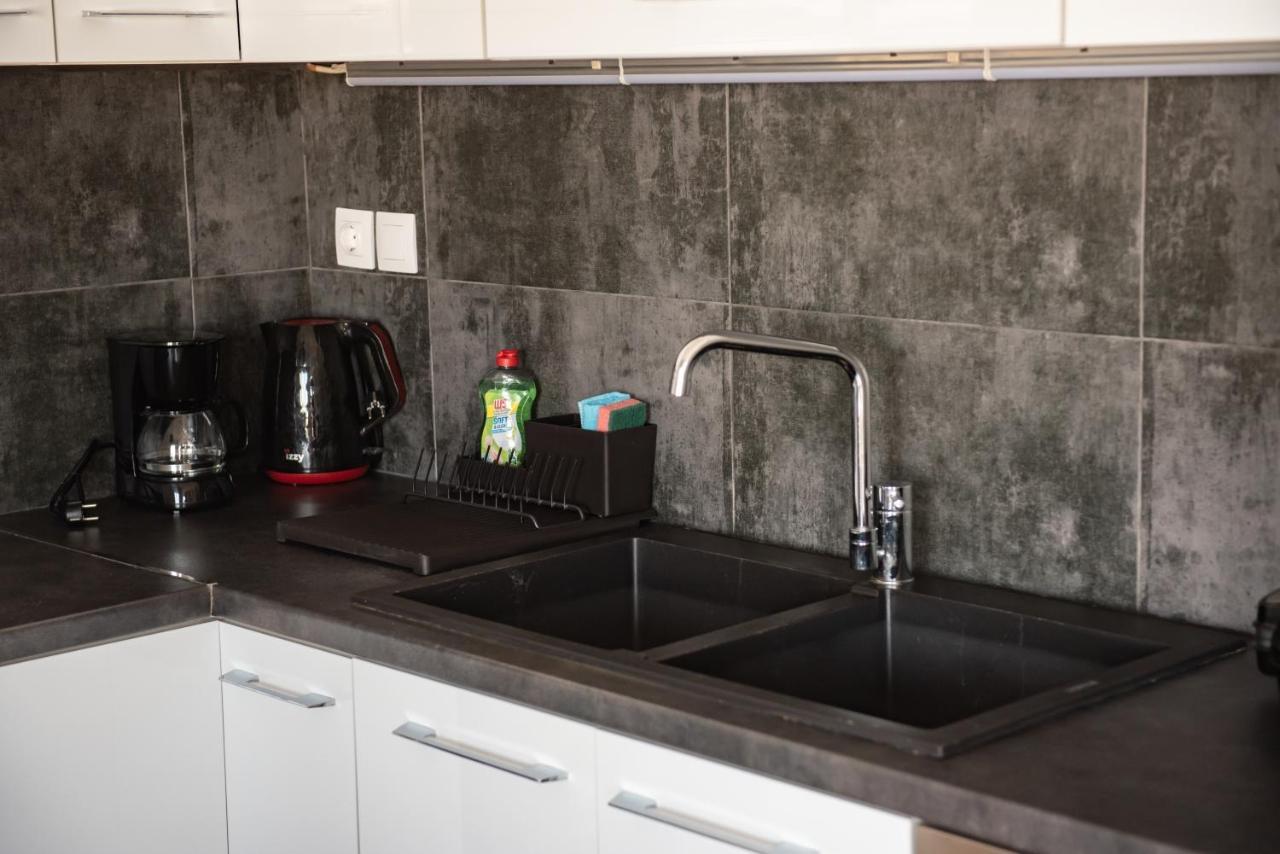 Renovated Apartment 5Min From Subway Station 'Attiki' 아테네 외부 사진